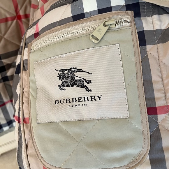 Men’s large quilted Burberry coat - Picture 5 of 5